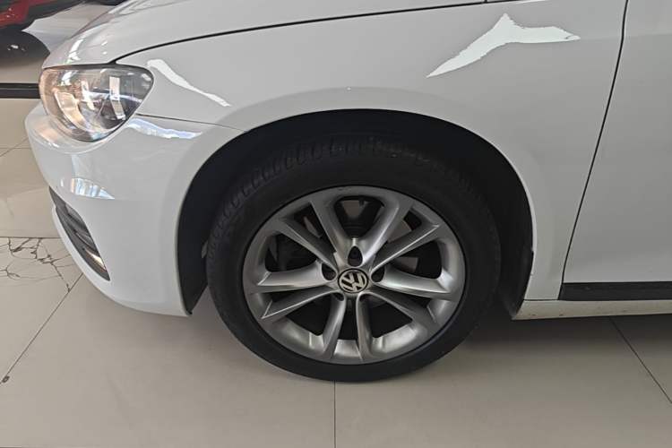 Used Volkswagen Scirocco 2015 1.4TSI Comfort Edition Left Front Wheel Hub