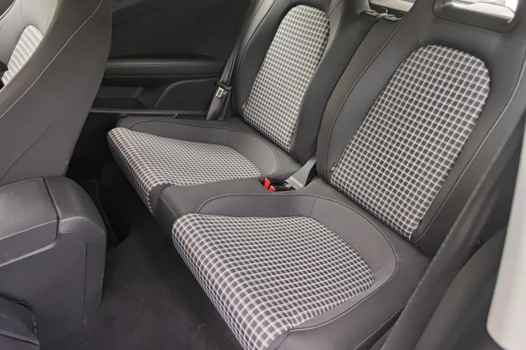 Used Volkswagen Scirocco 2015 1.4TSI Fashion Edition Left Rear Seat