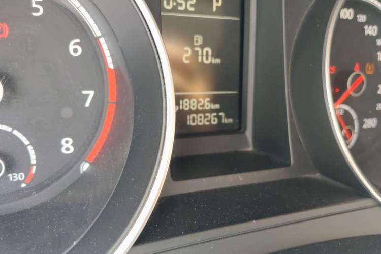 Used Volkswagen Scirocco 2015 1.4TSI Fashion Edition Odometer Close Up