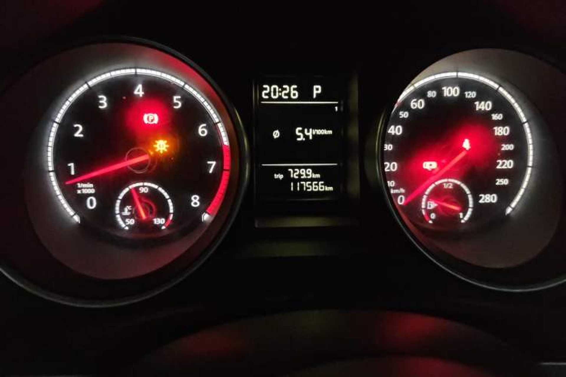 Used Volkswagen Scirocco 2015 1.4TSI Fashion Edition Odometer Close Up
