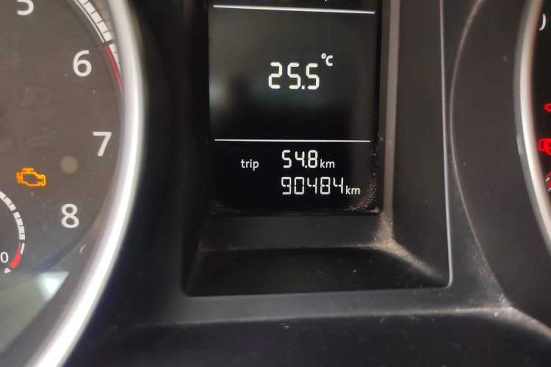 Used Volkswagen Scirocco 2015 1.4TSI Fashion Edition Odometer Close Up