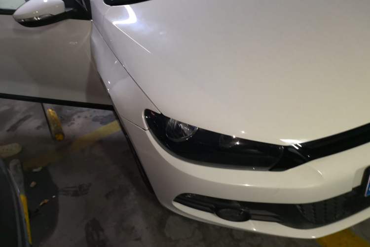 Used Volkswagen Scirocco 2015 1.4TSI Comfort Edition Right Front Headlight
