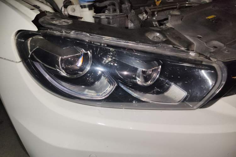 Used Volkswagen Scirocco 2015 1.4TSI Fashion Edition Right Front Headlight