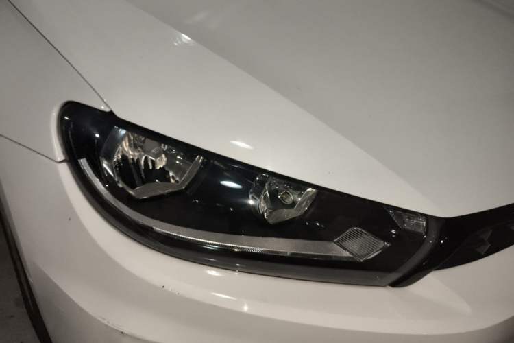 Used Volkswagen Scirocco 2015 1.4TSI Fashion Edition Right Front Headlight