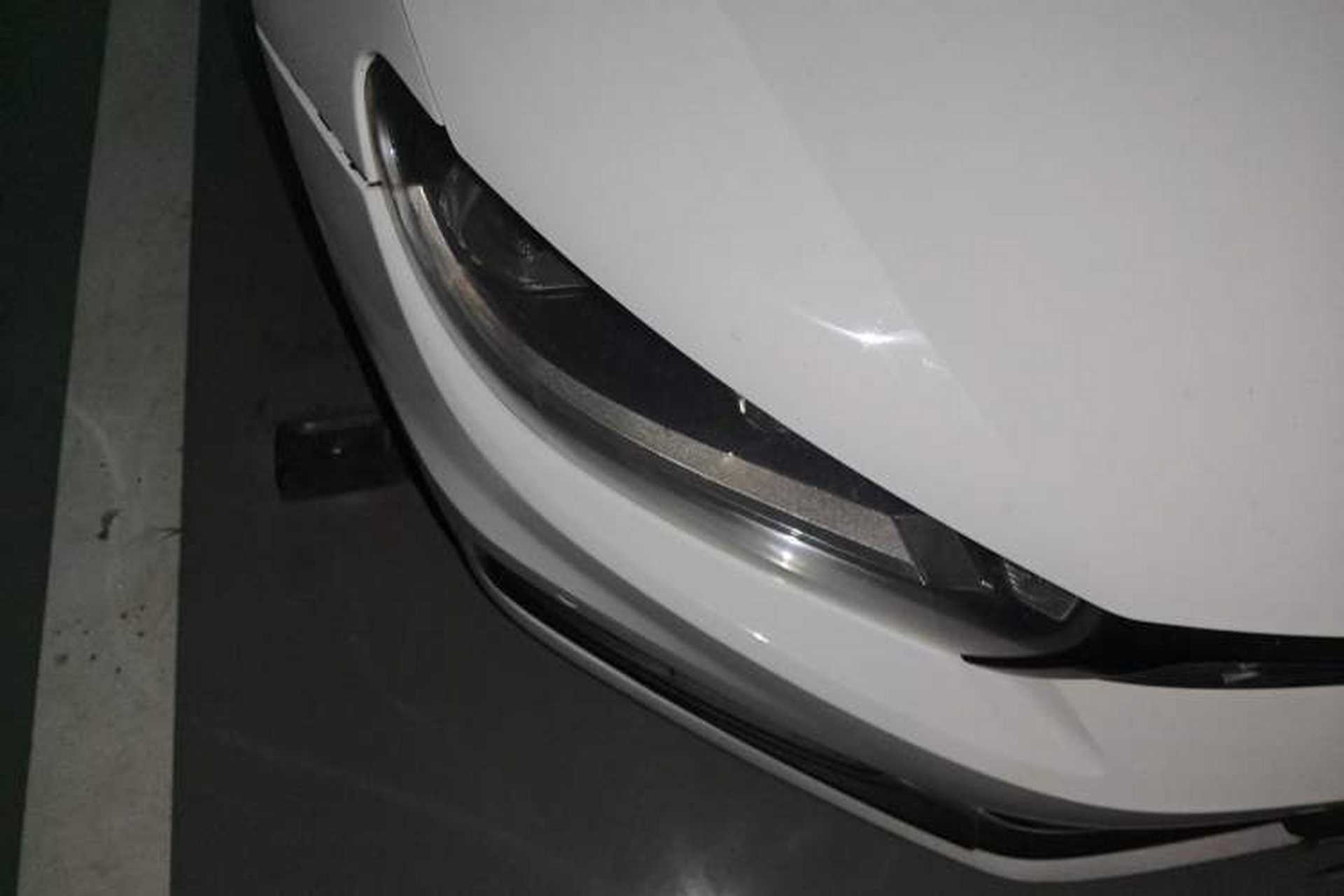 Used Volkswagen Scirocco 2015 1.4TSI Fashion Edition Right Front Headlight