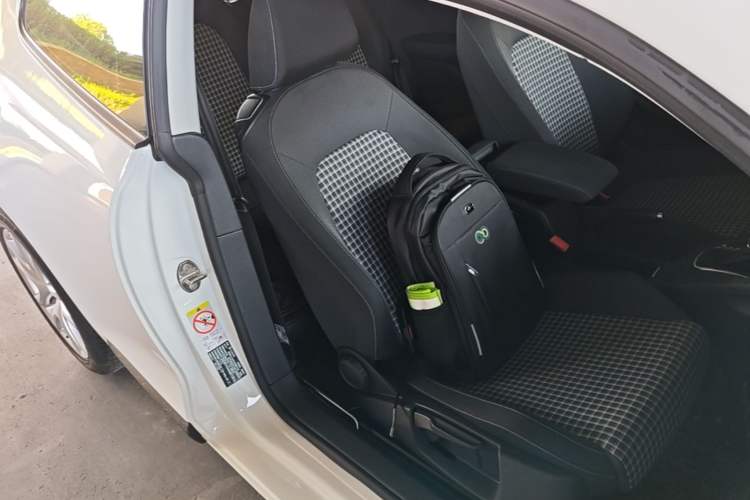 Used Volkswagen Scirocco 2015 1.4TSI Fashion Edition Right Front Seat