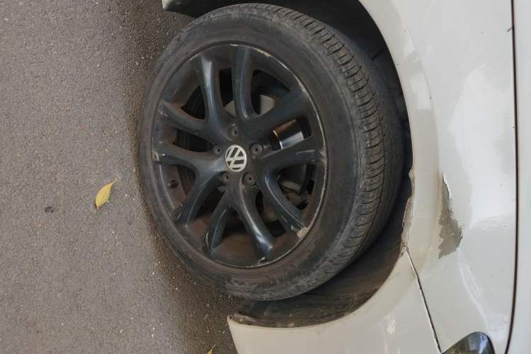 Used Volkswagen Scirocco 2015 1.4TSI Fashion Edition Right Front Wheel Hub