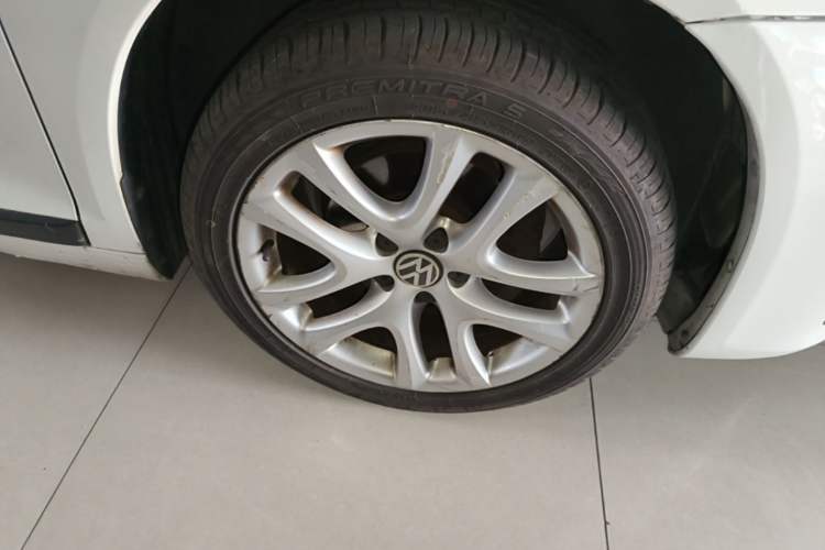 Used Volkswagen Scirocco 2015 1.4TSI Fashion Edition Right Front Wheel Hub