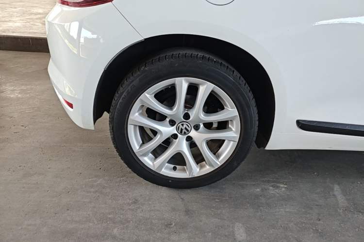 Used Volkswagen Scirocco 2015 1.4TSI Fashion Edition Right Rear Wheel Hub