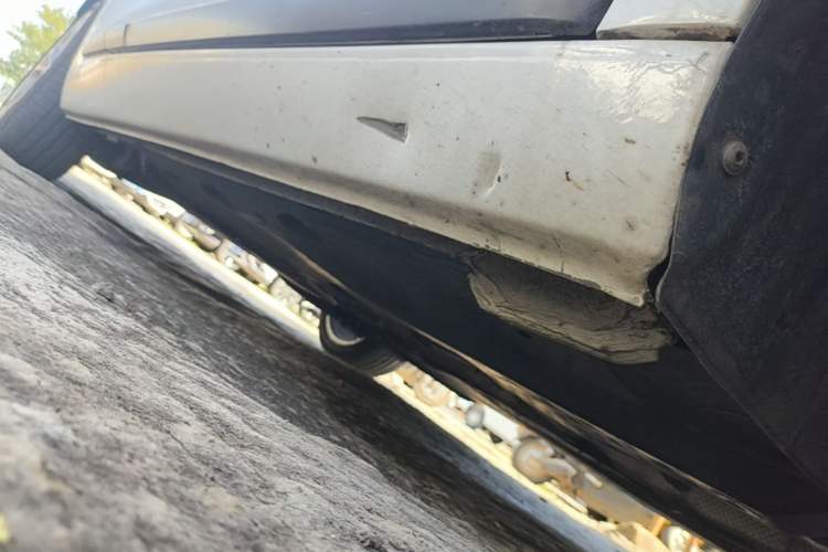 Used Volkswagen Scirocco 2015 1.4TSI Comfort Edition Right Side Sill