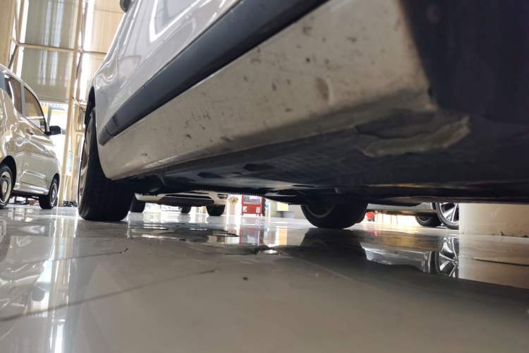 Used Volkswagen Scirocco 2015 1.4TSI Comfort Edition Right Side Sill