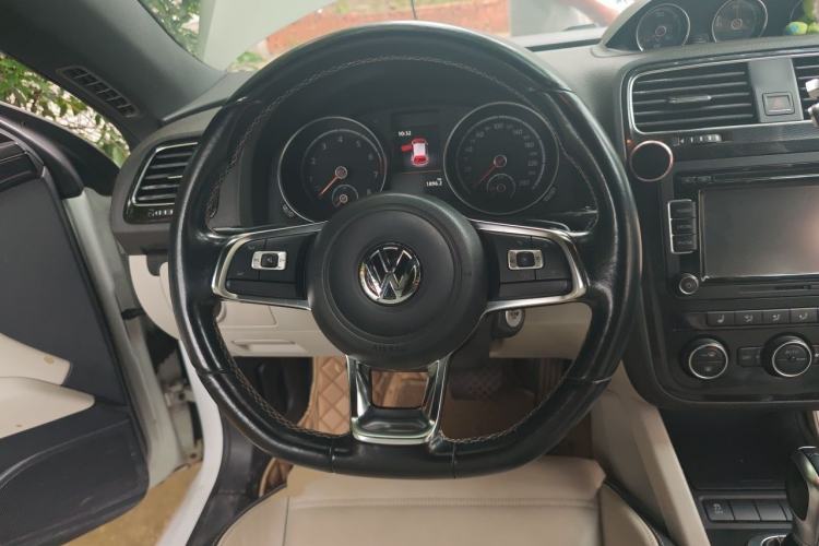 Used Volkswagen Scirocco 2015 2.0 TSI Luxury Edition Steering Wheel