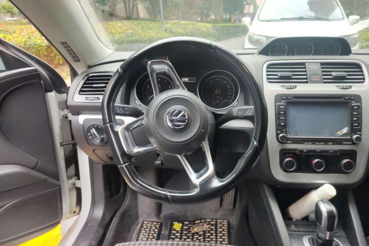 Used Volkswagen Scirocco 2015 1.4TSI Fashion Edition Steering Wheel