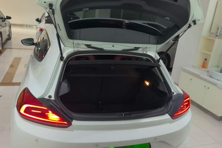 Used Volkswagen Scirocco 2015 1.4TSI Fashion Edition Trunk