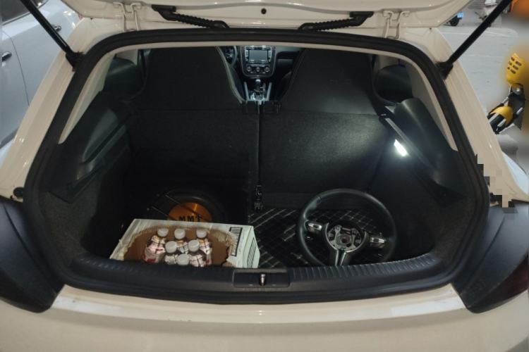 Used Volkswagen Scirocco 2015 1.4TSI Fashion Edition Trunk