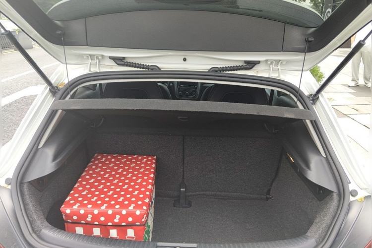 Used Volkswagen Scirocco 2015 1.4TSI Fashion Edition Trunk