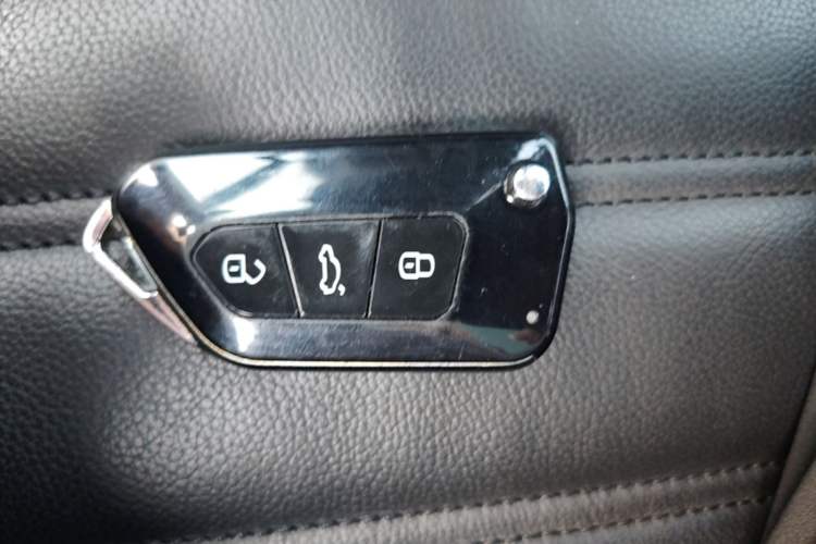Used Volkswagen Scirocco 2015 2.0 TSI Luxury Edition Vehicle Key