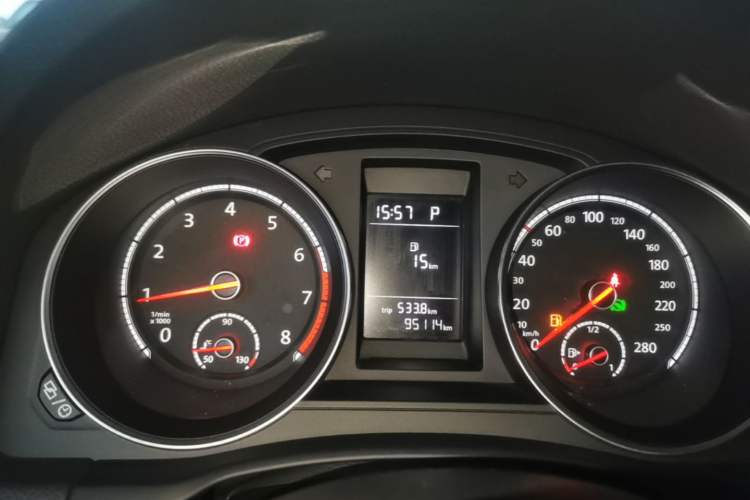 Used Volkswagen Scirocco 2016 1.4TSI Club Edition Instrument Cluster