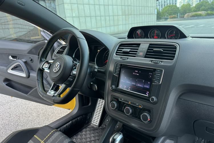 Used Volkswagen Scirocco 2016 1.4TSI Club Edition Interior 2