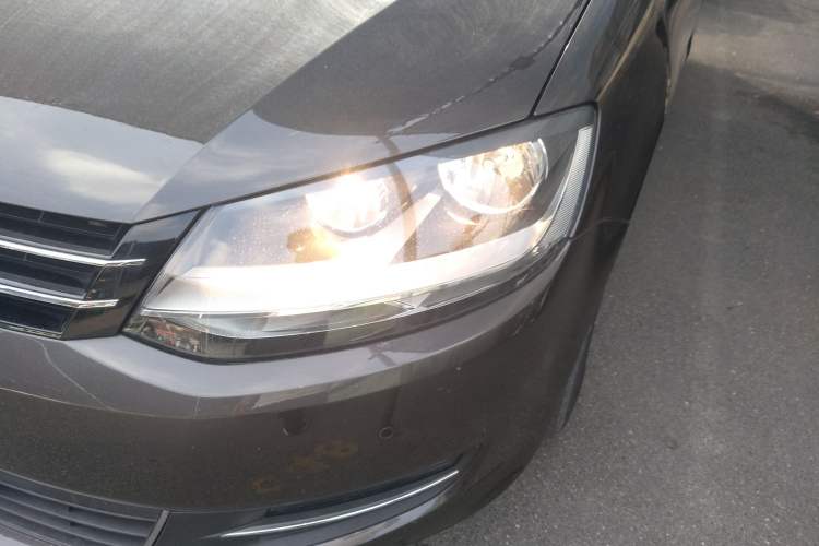 Used Volkswagen Sharan 2014 2.0 TSI Standard Model Left Front Headlight