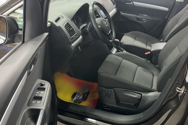 Used Volkswagen Sharan 2018 380TSI Comfort Edition 7-Seater Left Front Seat