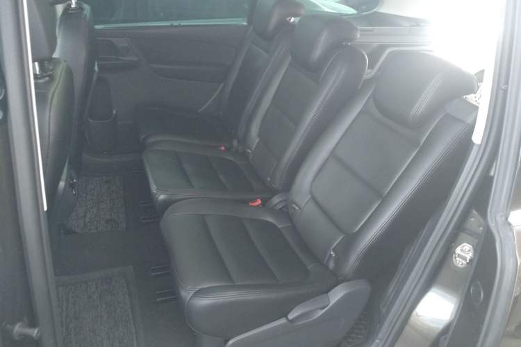 Used Volkswagen Sharan 2014 2.0 TSI Standard Model Left Rear Seat