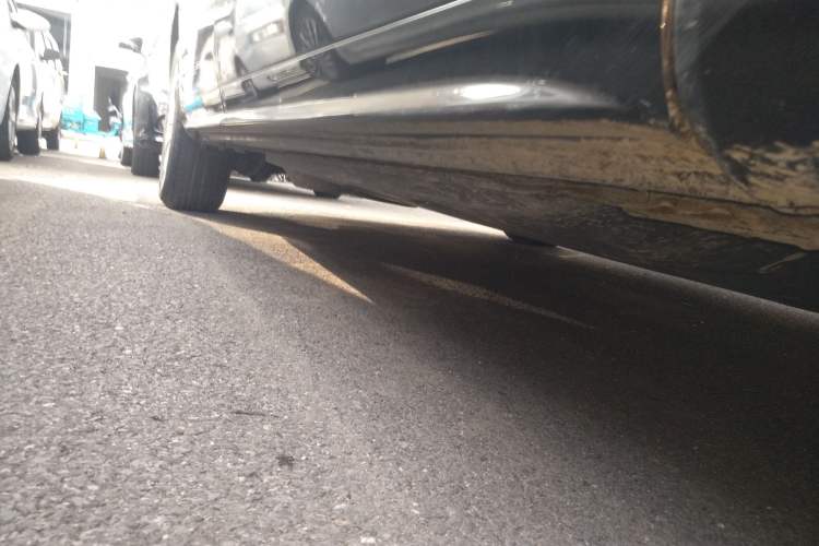 Used Volkswagen Sharan 2014 2.0 TSI Standard Model Right Side Sill