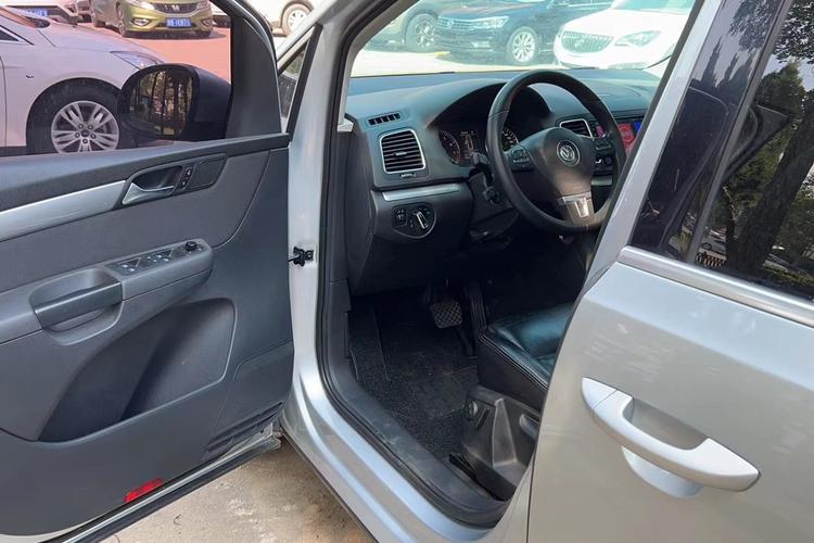 Used Volkswagen Sharan 2012 2.0 TSI Standard Version Euro IV Driver Seat