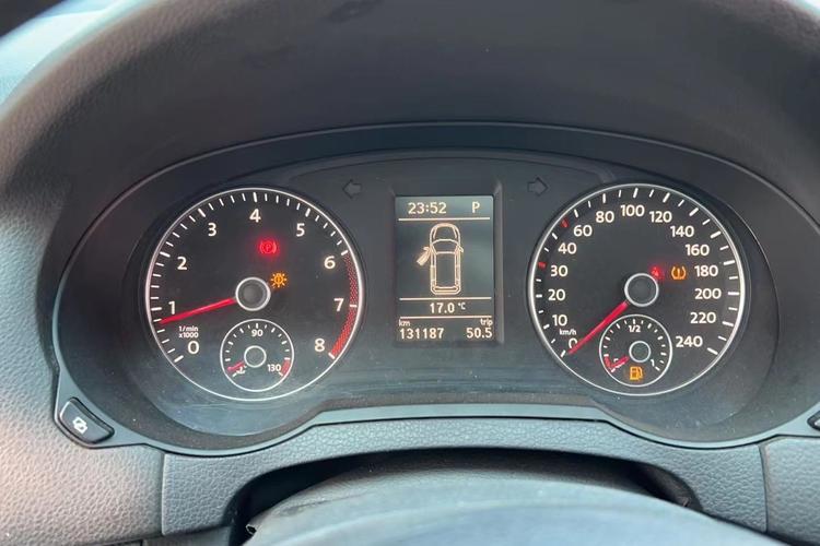 Used Volkswagen Sharan 2012 2.0 TSI Standard Version Euro IV Instrument Cluster