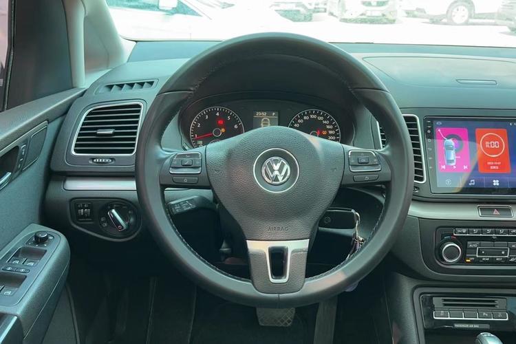 Used Volkswagen Sharan 2012 2.0 TSI Standard Version Euro IV Steering Wheel