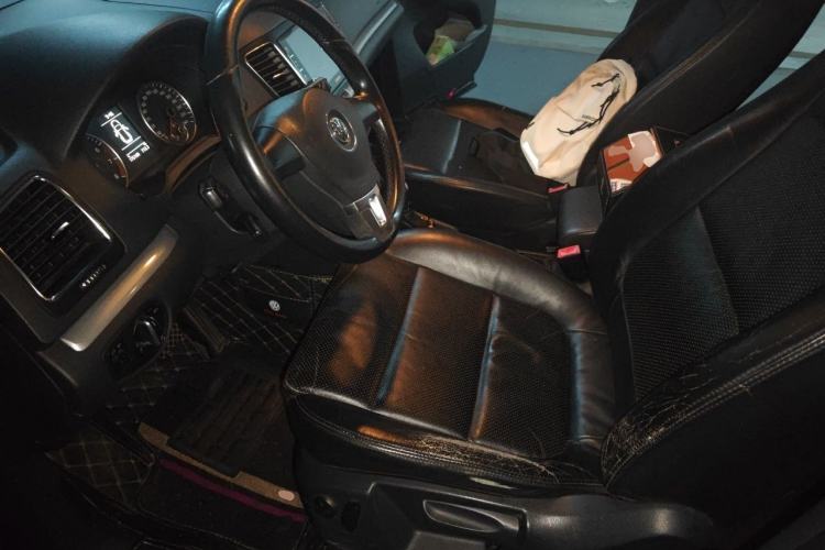 Used Volkswagen Sharan 2012 2.0 TSI Standard Version Euro IV Driver Seat