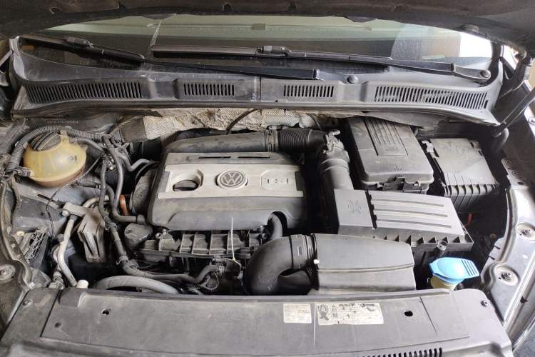 Used Volkswagen Sharan 2012 2.0 TSI Luxury Version Euro IV Engine Bay