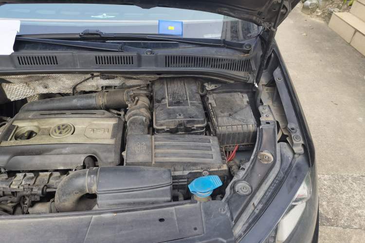 Used Volkswagen Sharan 2012 2.0 TSI Luxury Version Euro IV Engine Bay Left