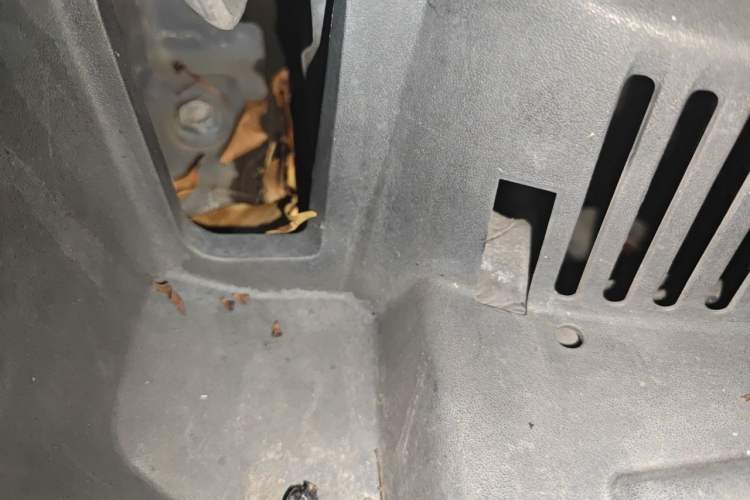 Used Volkswagen Sharan 2012 2.0 TSI Standard Version Euro IV Engine Bay Right