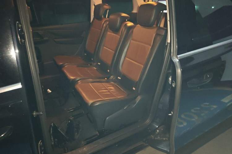 Used Volkswagen Sharan 2012 2.0 TSI Comfort Edition Euro IV Left Rear Seat