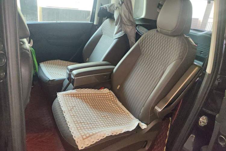 Used Volkswagen Sharan 2012 2.0 TSI Luxury Version Euro IV Left Rear Seat