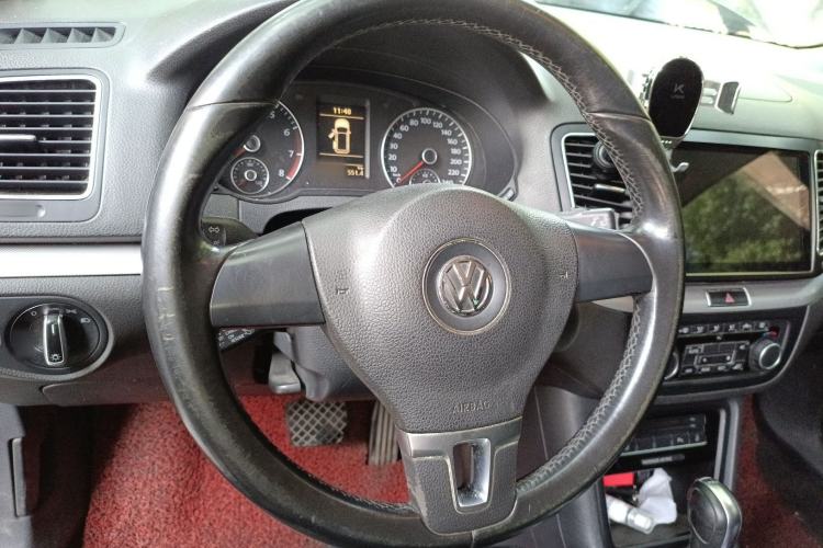 Used Volkswagen Sharan 2012 2.0 TSI Standard Version Euro IV Steering Wheel