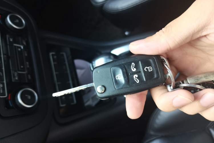 Used Volkswagen Sharan 2012 2.0 TSI Luxury Version Euro IV Vehicle Key