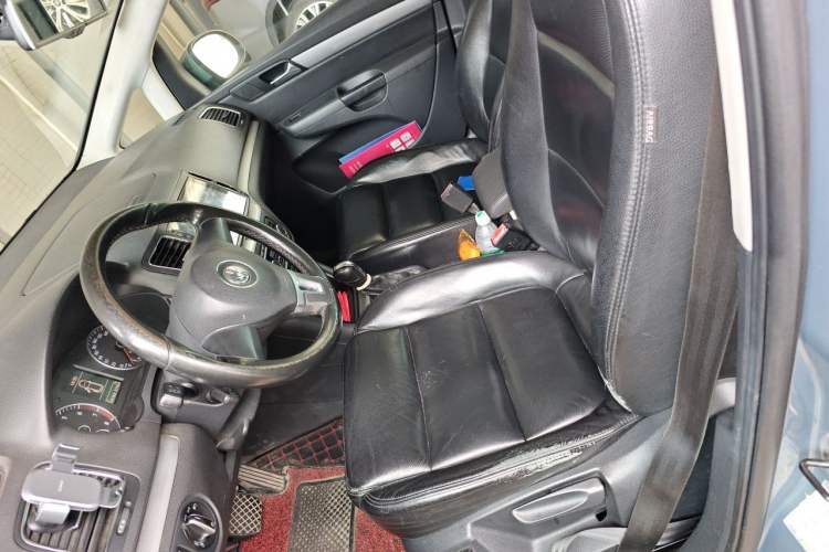 Used Volkswagen Sharan 2012 2.0 TSI Standard Version Euro IV Left Front Seat