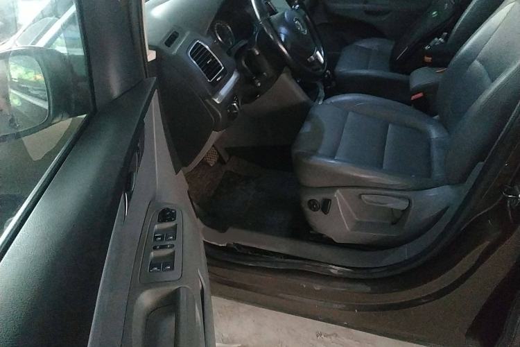 Used Volkswagen Sharan 2012 2.0 TSI Standard Version Euro IV Driver Seat
