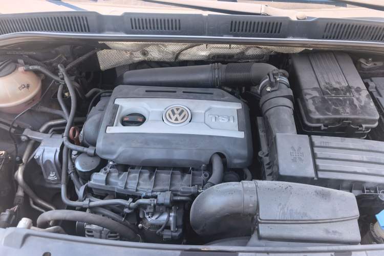 Used Volkswagen Sharan 2012 2.0 TSI Luxury Version Euro IV Engine Bay