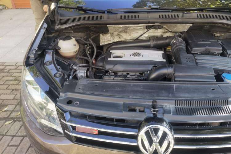 Used Volkswagen Sharan 2012 2.0 TSI Luxury Version Euro IV Engine Bay Right