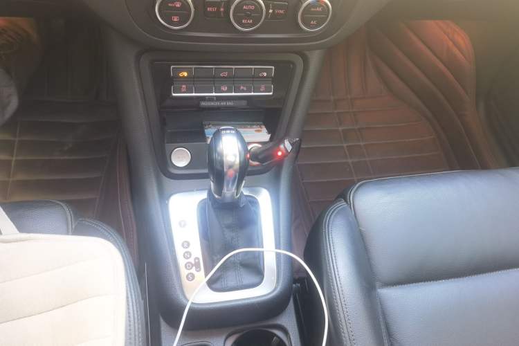 Used Volkswagen Sharan 2012 2.0 TSI Luxury Version Euro IV Gear Lever