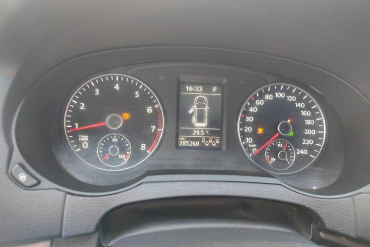 Used Volkswagen Sharan 2012 2.0 TSI Standard Version Euro IV Instrument Cluster