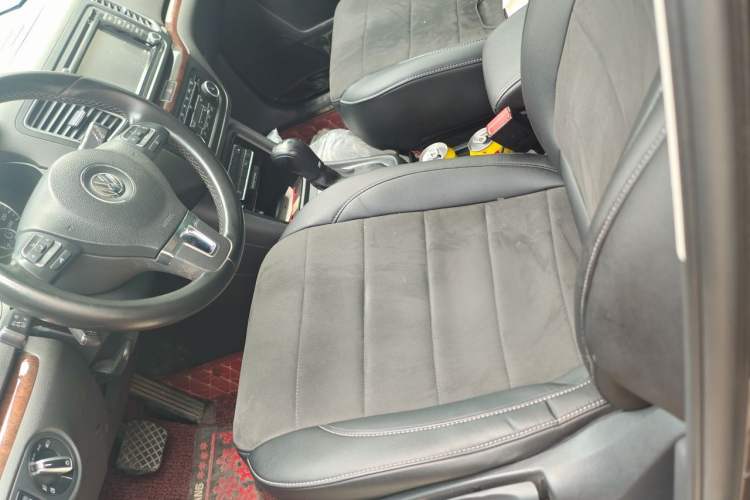 Used Volkswagen Sharan 2012 2.0 TSI Comfort Edition Euro IV Left Front Seat