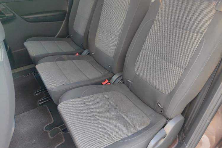 Used Volkswagen Sharan 2012 2.0 TSI Standard Version Euro IV Left Rear Seat
