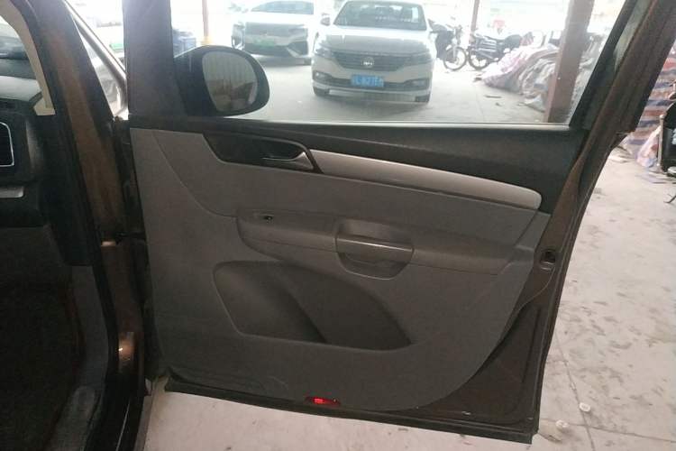 Used Volkswagen Sharan 2012 2.0 TSI Standard Version Euro IV Right Front Door Interior