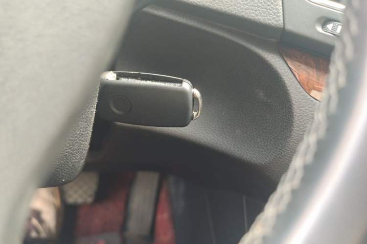 Used Volkswagen Sharan 2012 2.0 TSI Comfort Edition Euro IV Vehicle Key