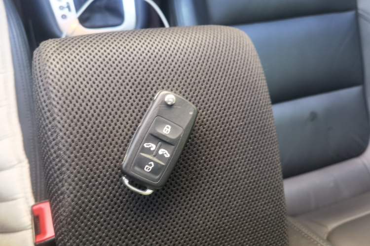 Used Volkswagen Sharan 2012 2.0 TSI Luxury Version Euro IV Vehicle Key