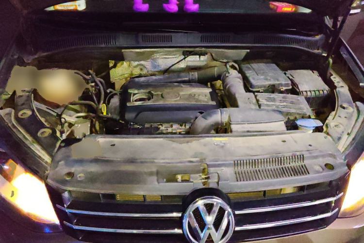 Used Volkswagen Sharan 2012 2.0 TSI Standard Version Euro IV Engine Bay